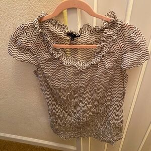 GAP WOMENS CRINKLE COTTON SHEER TOP SIZE S CAP SLEEVES COLOR BROWN/ CREAM